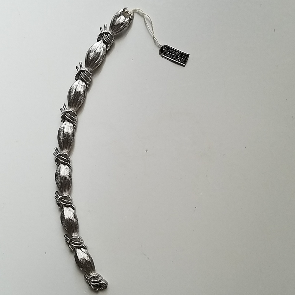 Trifari silver plated bracelet NWT